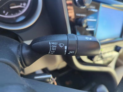 2018 Toyota Camry LE Auto (SE)