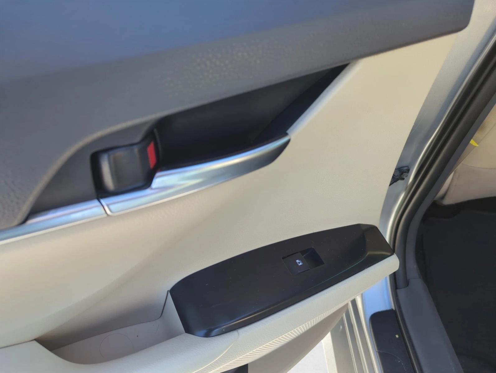 2018 Toyota Camry LE Auto (SE)