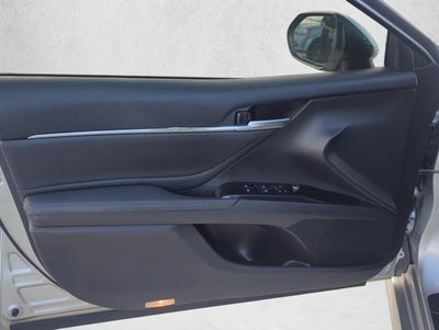 2018 Toyota Camry XLE Auto (SE)