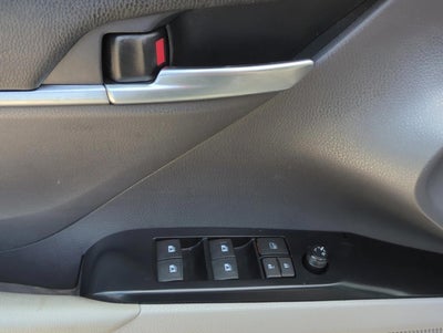 2018 Toyota Camry LE Auto (SE)