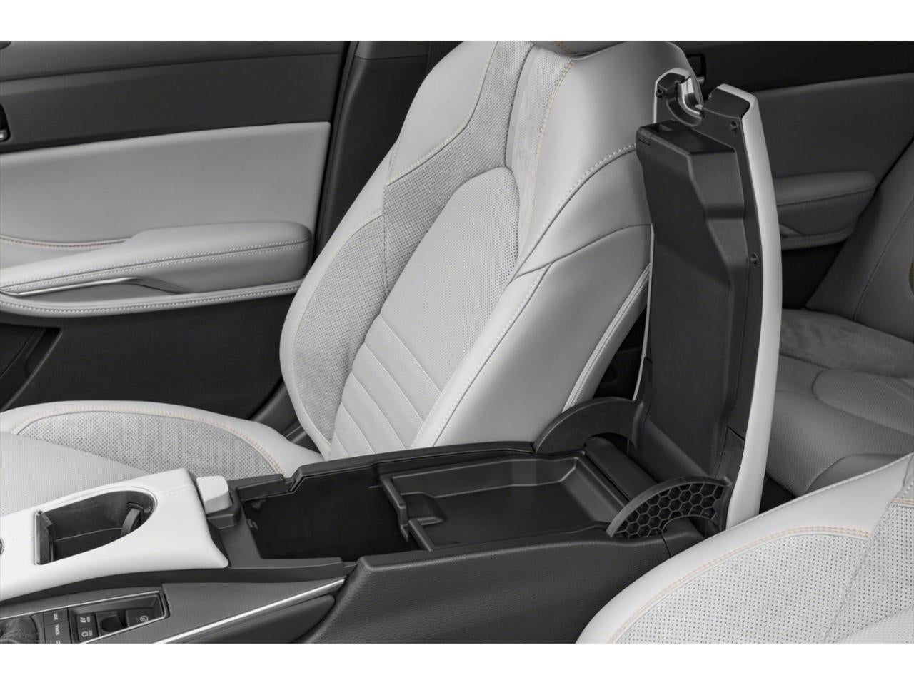 2019 Toyota Avalon Hybrid XSE (Natl)