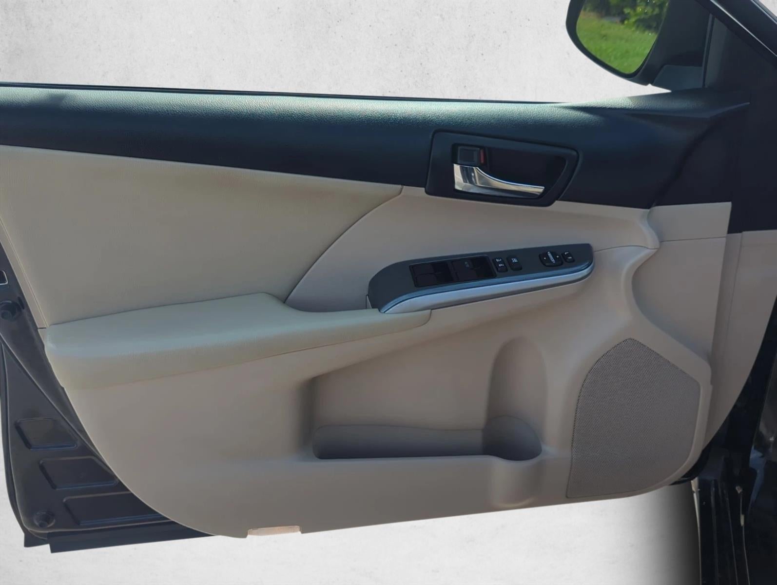 2012 Toyota Camry Hybrid 4dr Sdn XLE (Natl)