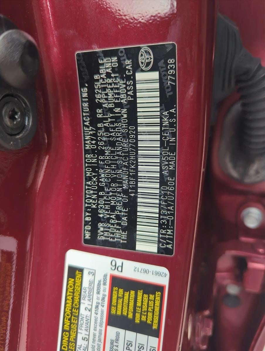 2017 Toyota Camry LE Auto (SE)