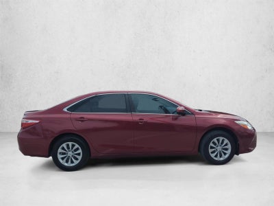 2017 Toyota Camry LE Auto (SE)