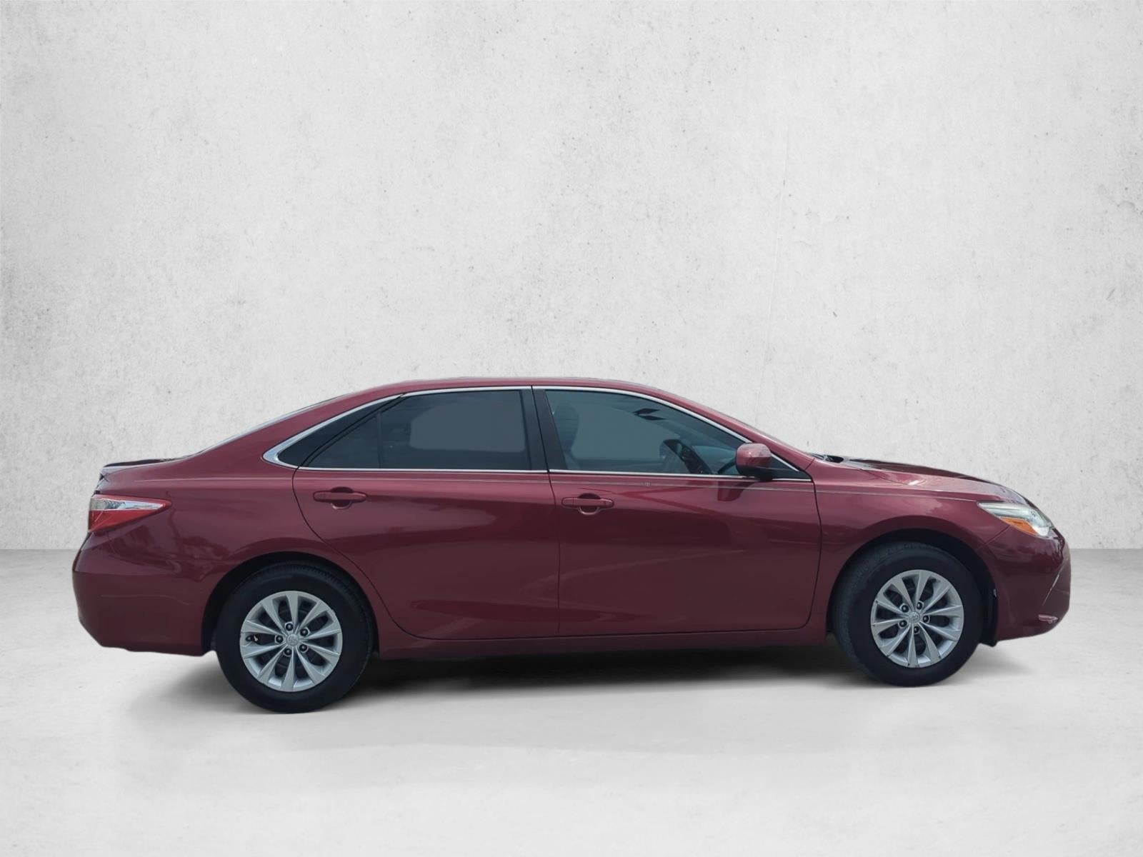 2017 Toyota Camry LE Auto (SE)