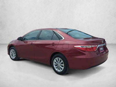 2017 Toyota Camry LE Auto (SE)