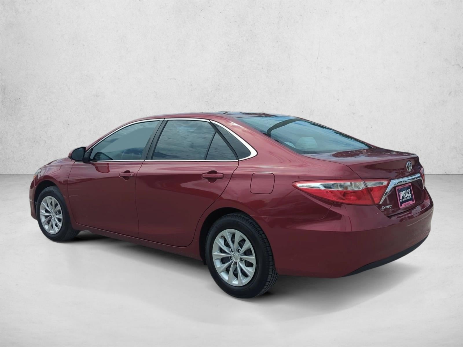 2017 Toyota Camry LE Auto (SE)