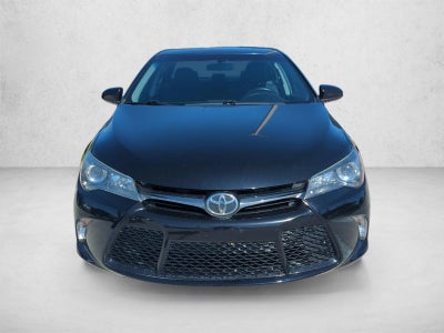 2015 Toyota Camry 4dr Sdn I4 Auto SE (SE)