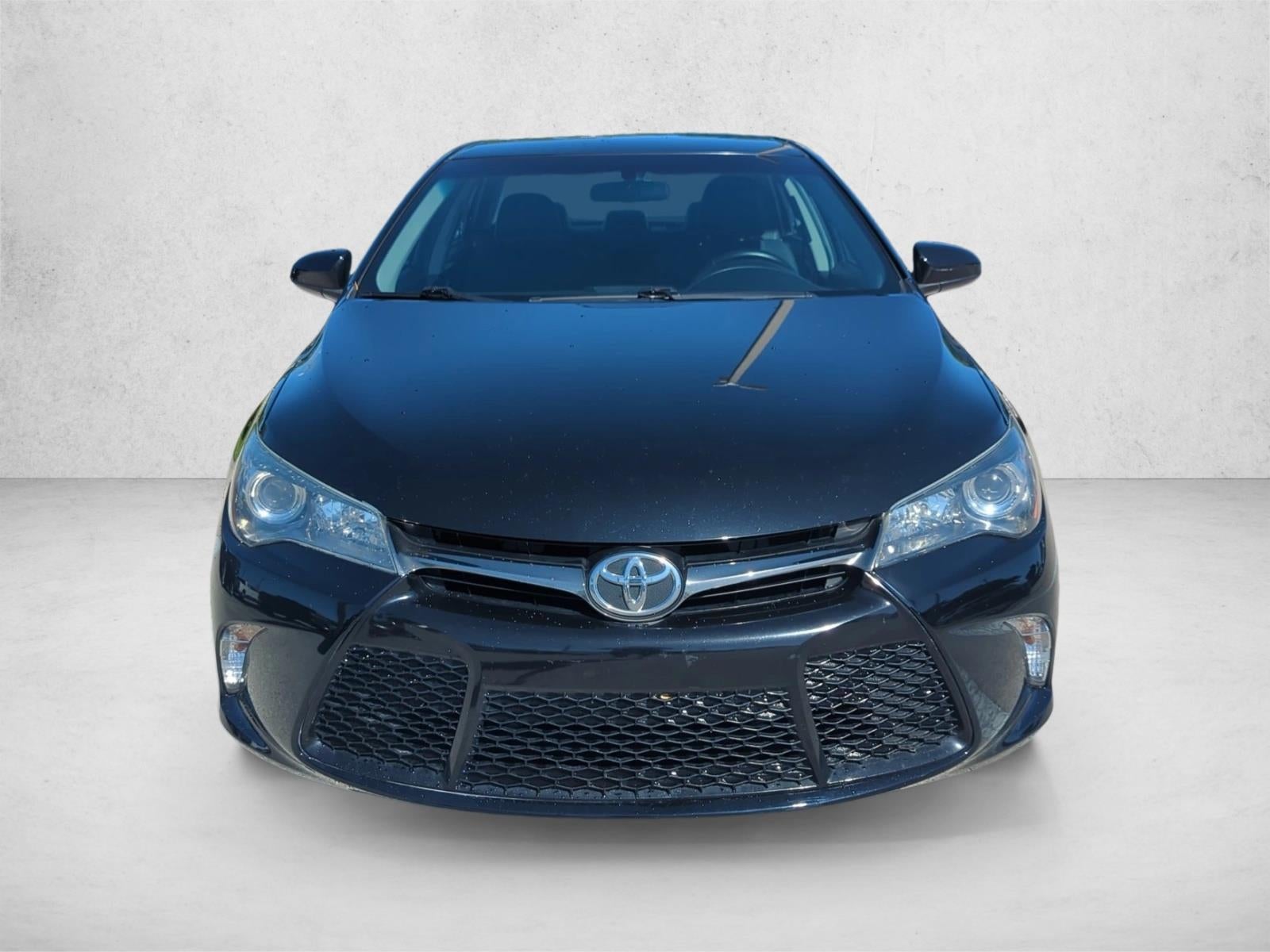 2015 Toyota Camry 4dr Sdn I4 Auto SE (SE)