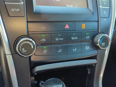 2015 Toyota Camry 4dr Sdn I4 Auto SE (SE)