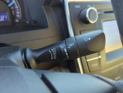 2015 Toyota Camry 4dr Sdn I4 Auto LE (SE)