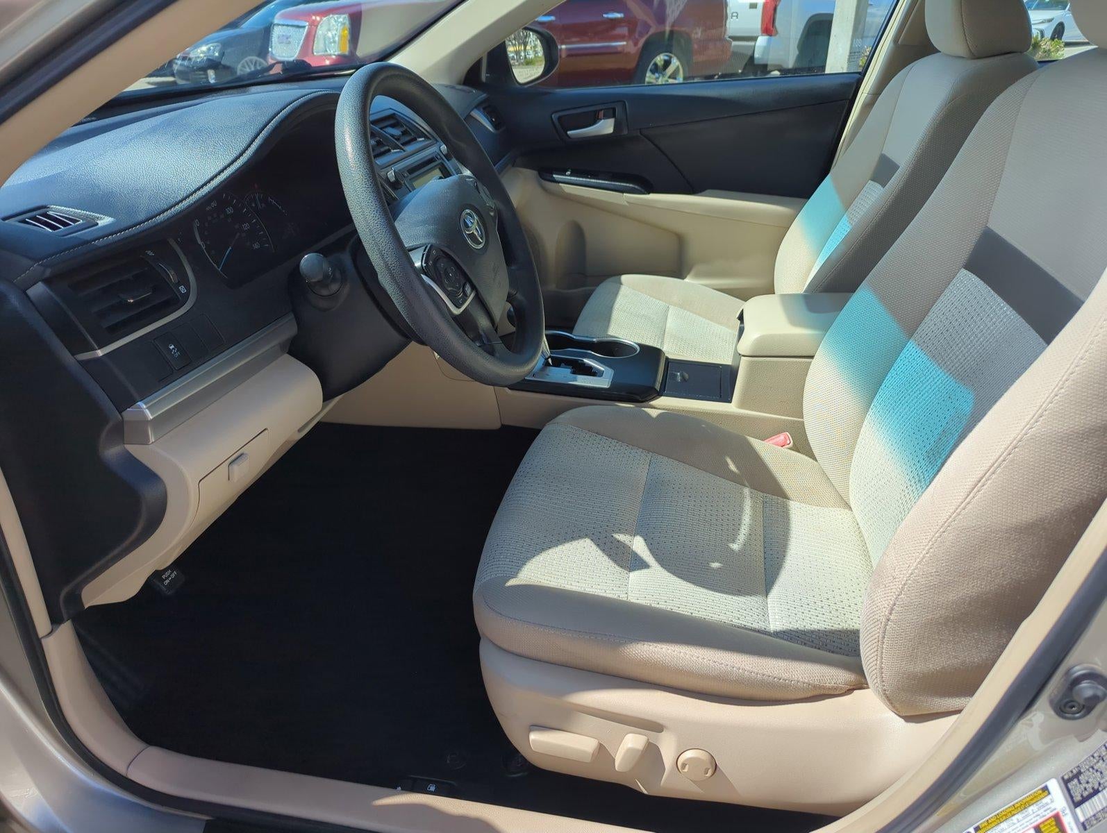 2014 Toyota Camry 4dr Sdn I4 Auto LE (Natl) *Ltd Avail*