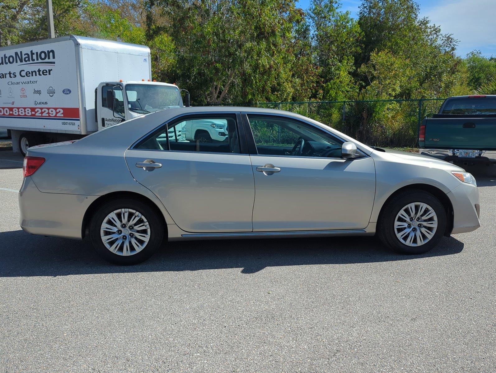 2014 Toyota Camry 4dr Sdn I4 Auto LE (Natl) *Ltd Avail*