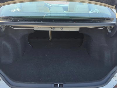 2017 Toyota Camry XLE Auto (SE)