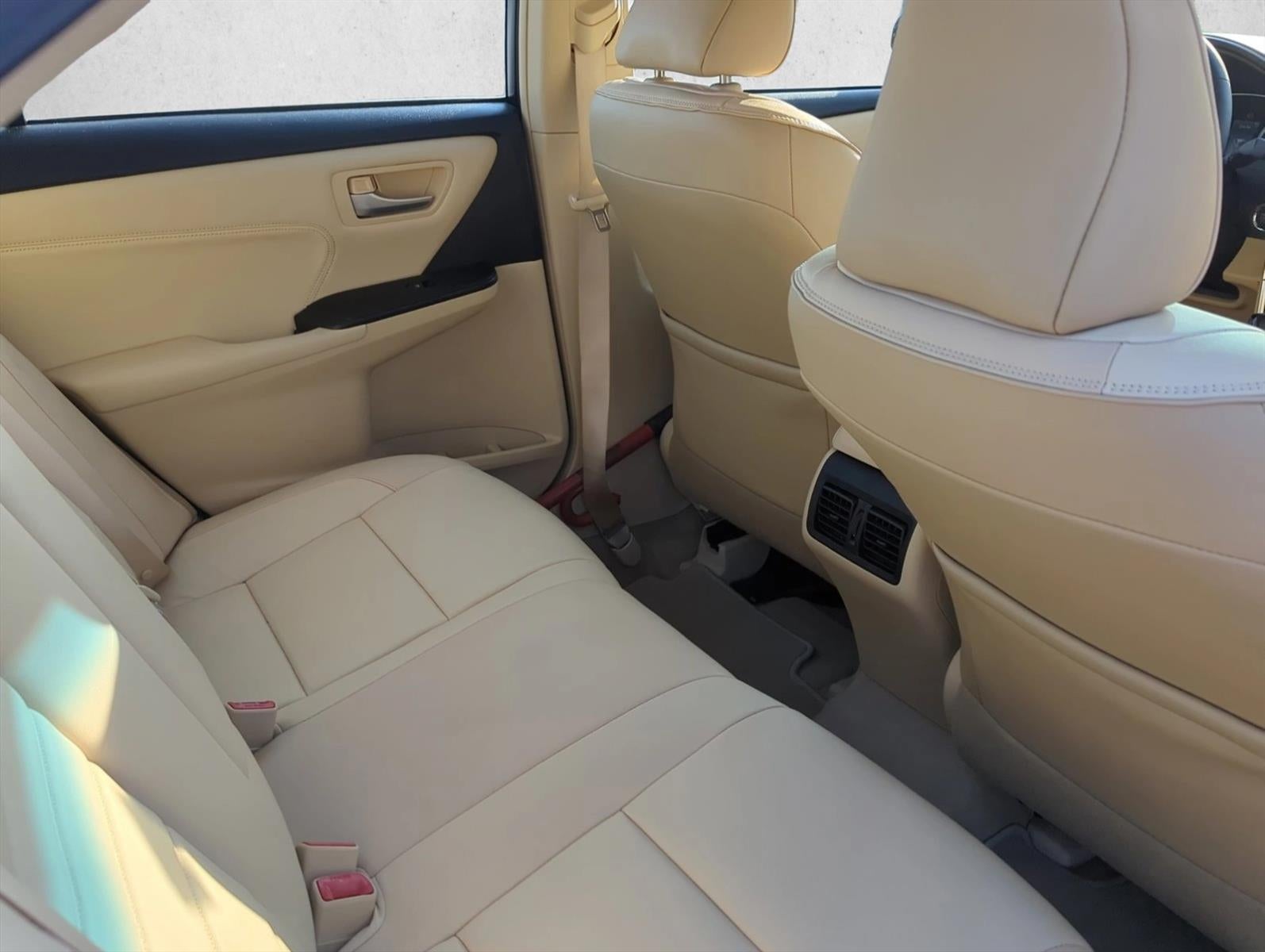 2017 Toyota Camry XLE Auto (SE)