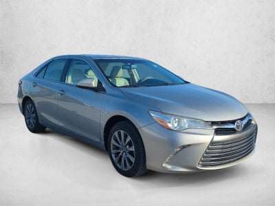 2017 Toyota Camry XLE Auto (SE)