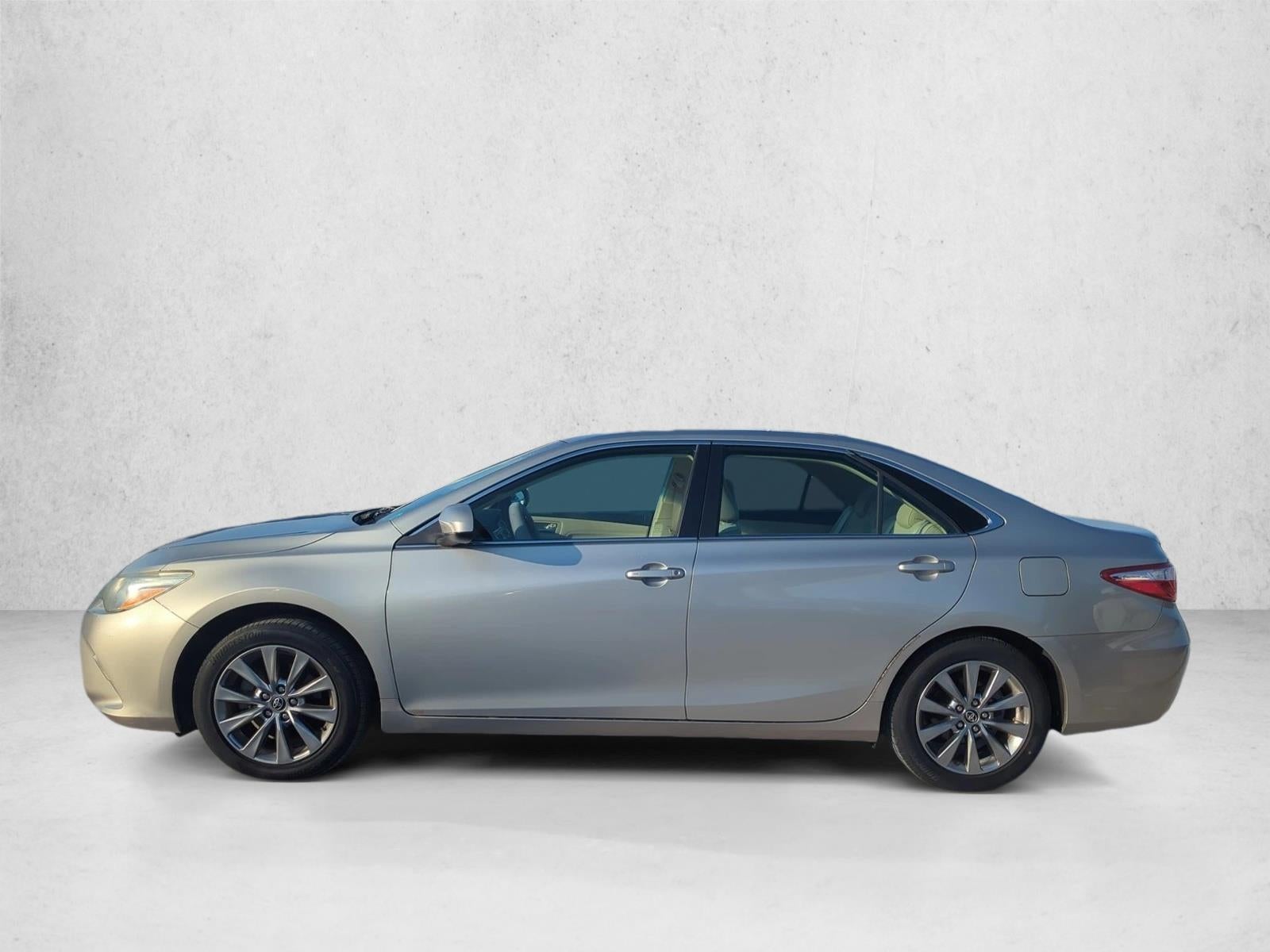 2017 Toyota Camry XLE Auto (SE)