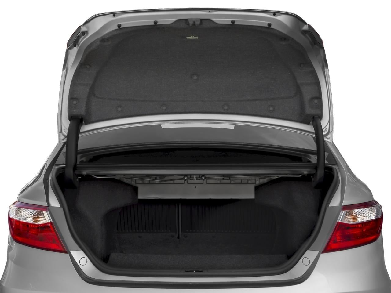 2017 Toyota Camry XLE Auto (SE)