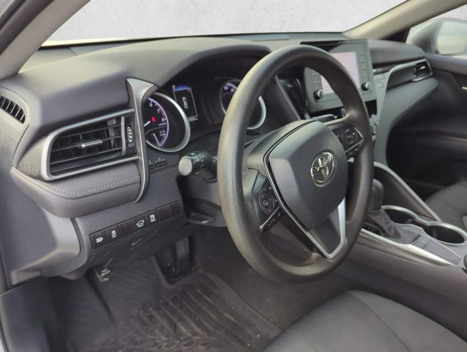 2023 Toyota Camry LE Auto (SE)