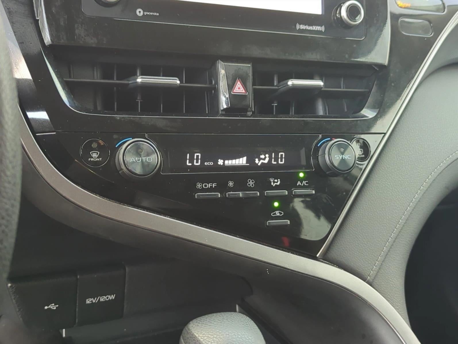 2023 Toyota Camry LE Auto (SE)