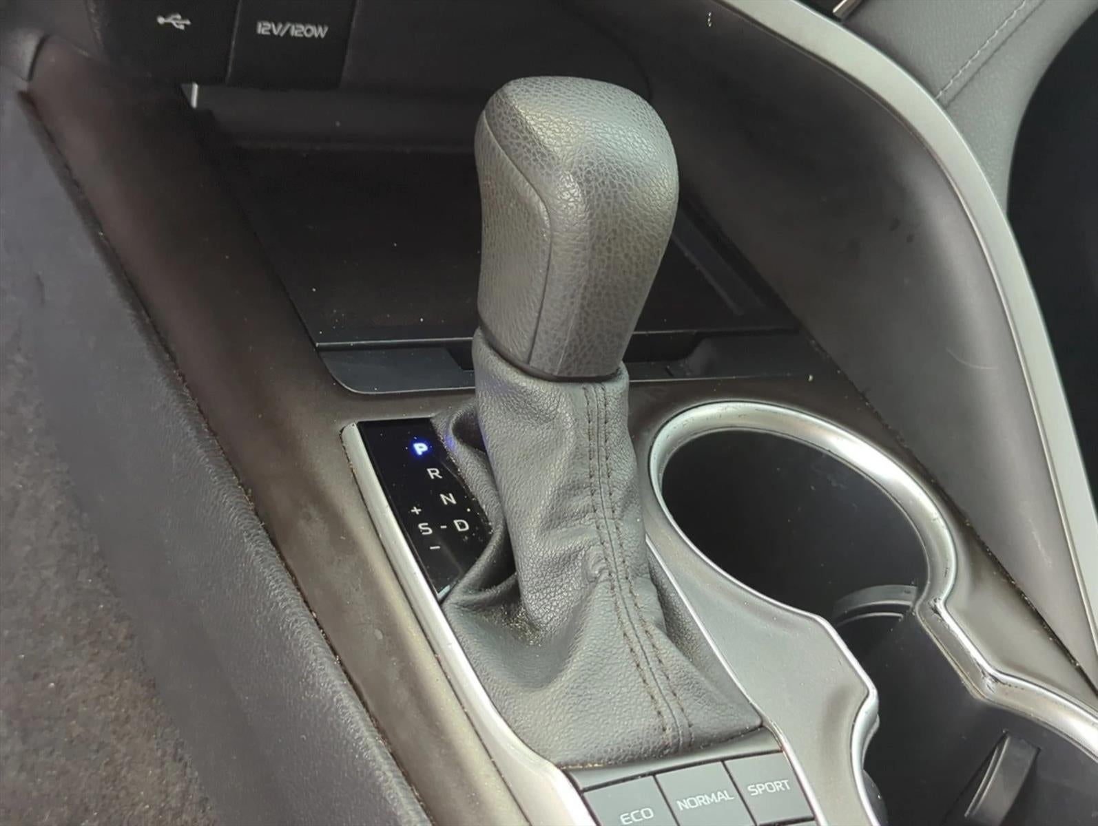 2023 Toyota Camry LE Auto (SE)