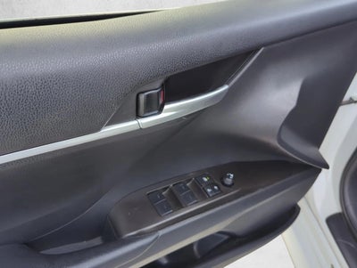 2023 Toyota Camry LE Auto (SE)