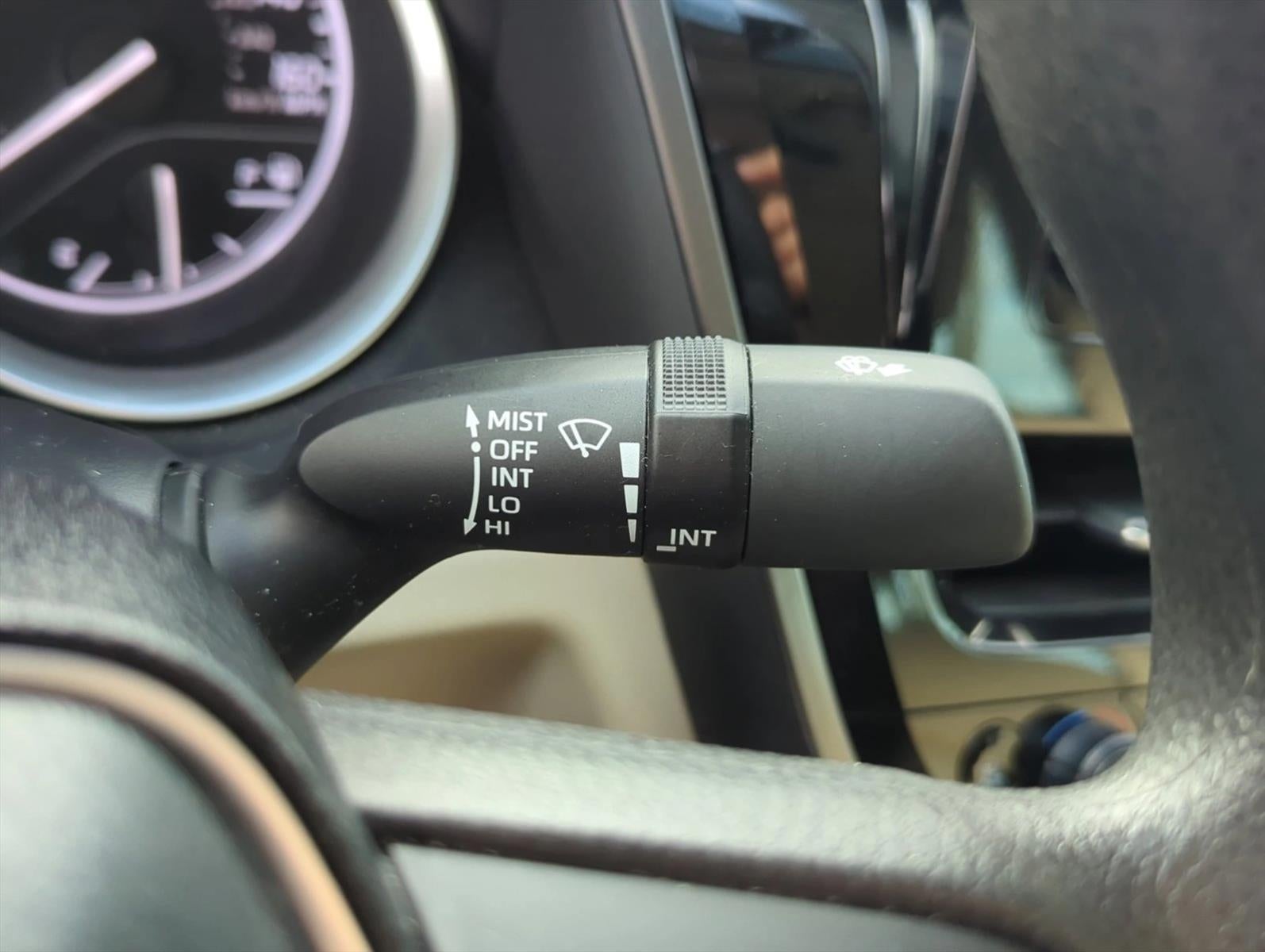 2024 Toyota Camry LE Auto (SE)