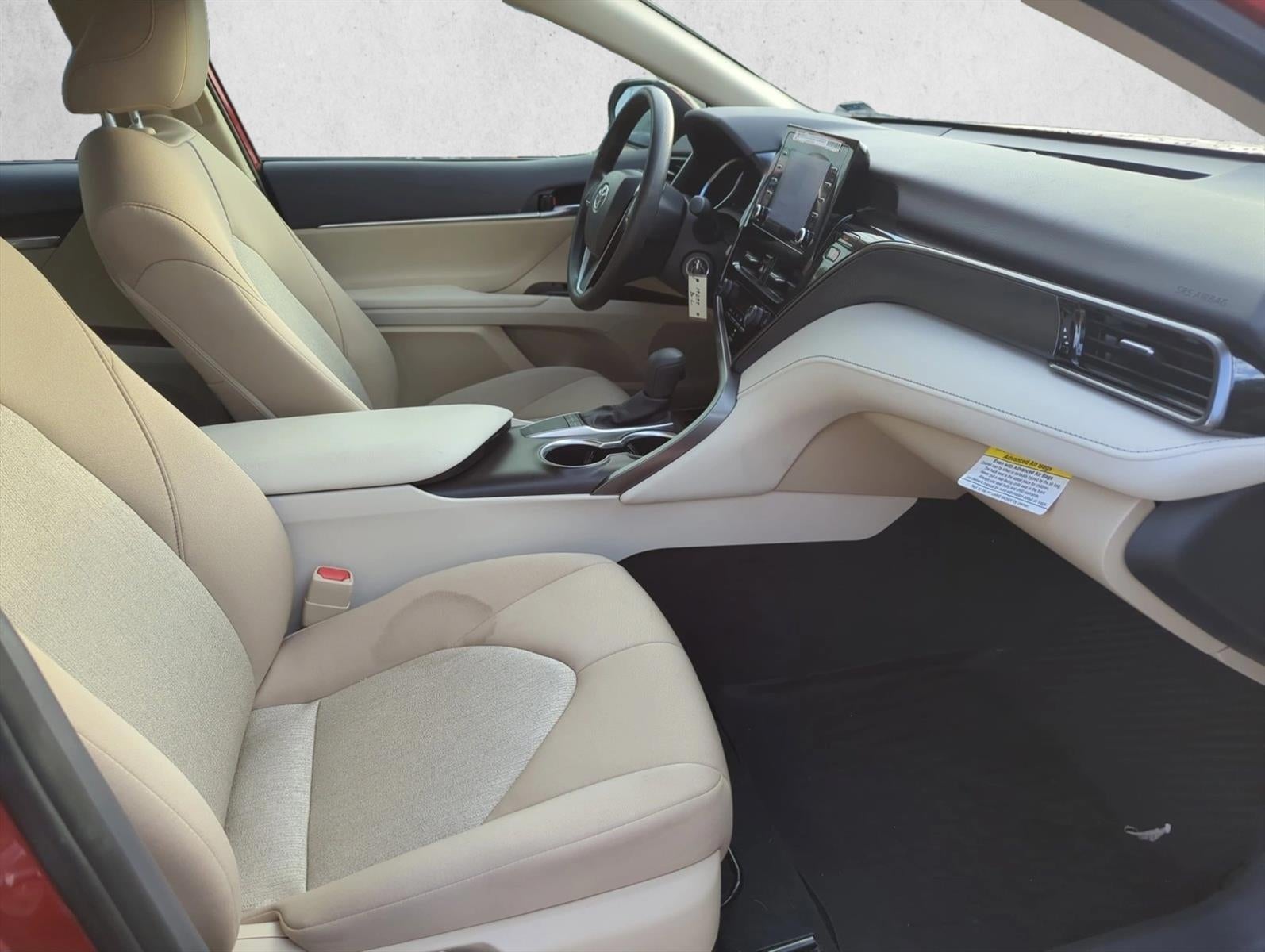 2024 Toyota Camry LE Auto (SE)