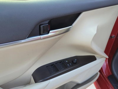 2024 Toyota Camry LE Auto (SE)