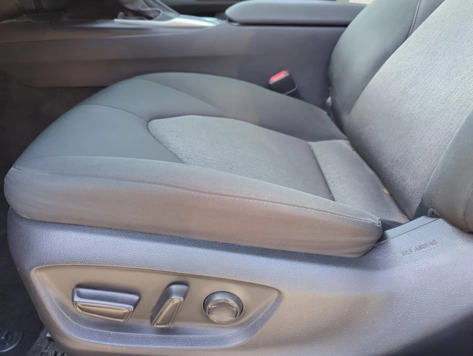 2024 Toyota Camry LE Auto (SE)