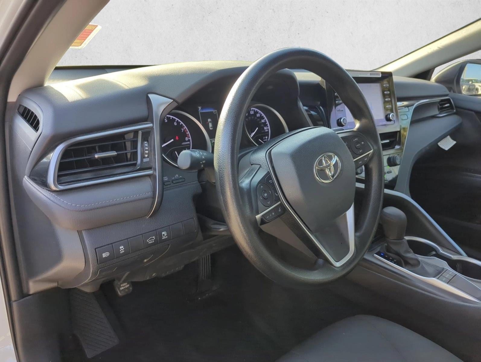 2024 Toyota Camry LE Auto (SE)
