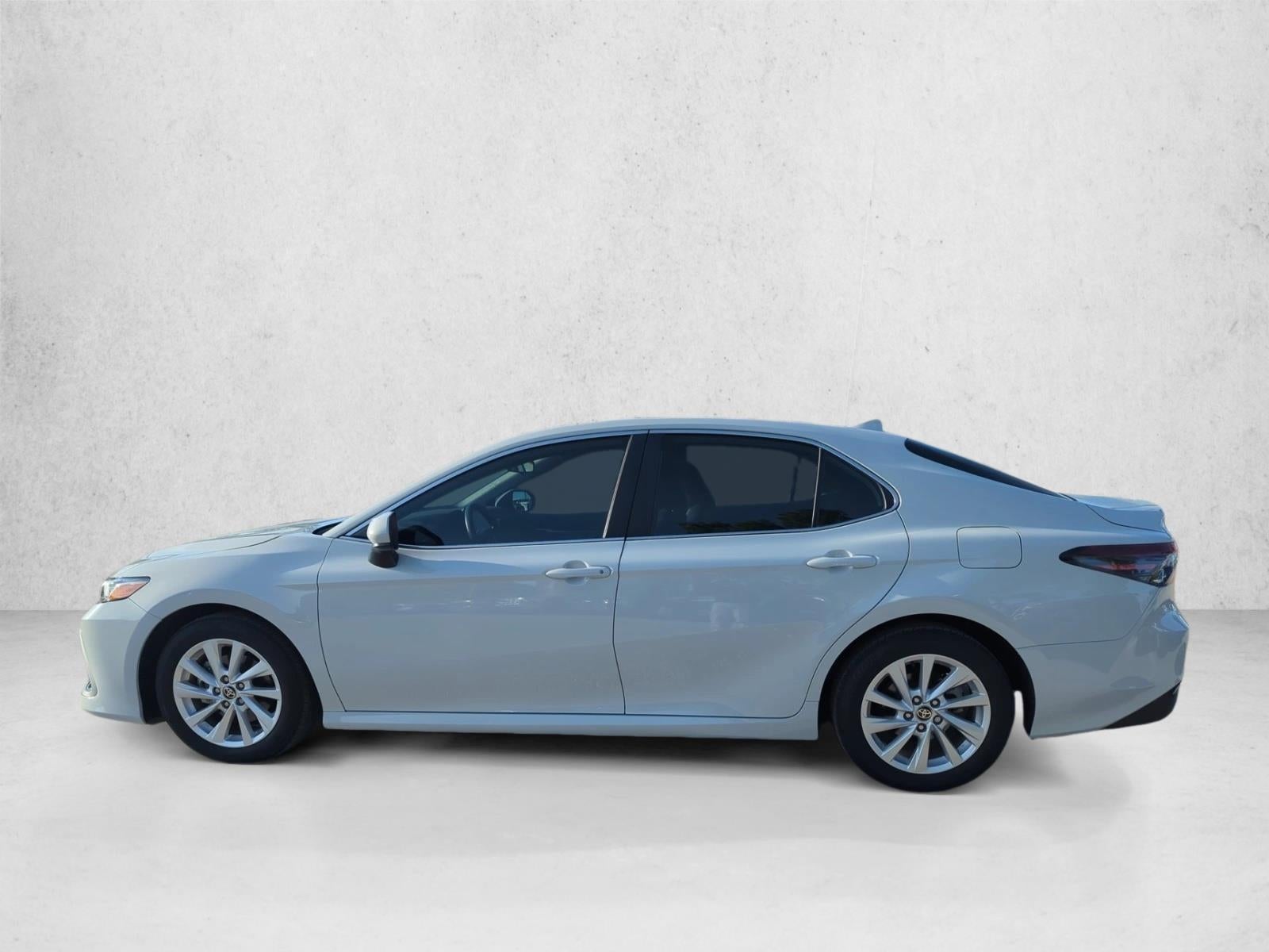 2024 Toyota Camry LE Auto (SE)