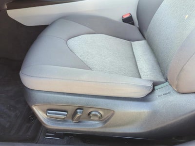 2023 Toyota Camry LE Auto (SE)