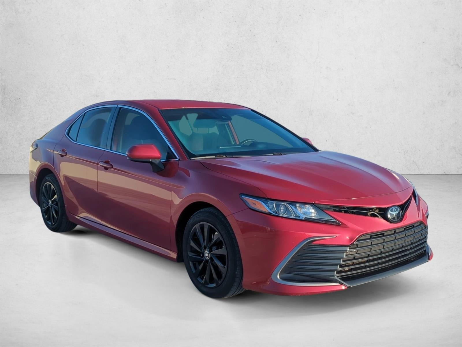 2023 Toyota Camry LE Auto (SE)