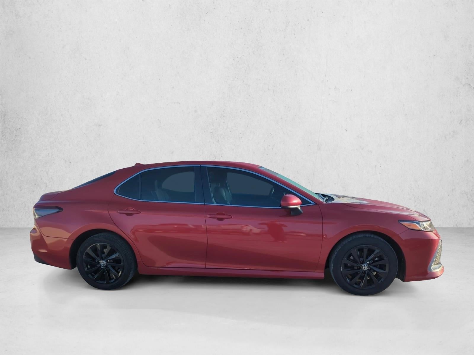 2023 Toyota Camry LE Auto (SE)