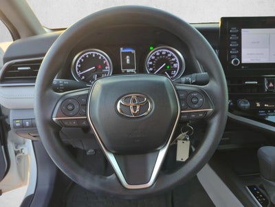 2024 Toyota Camry LE Auto (SE)