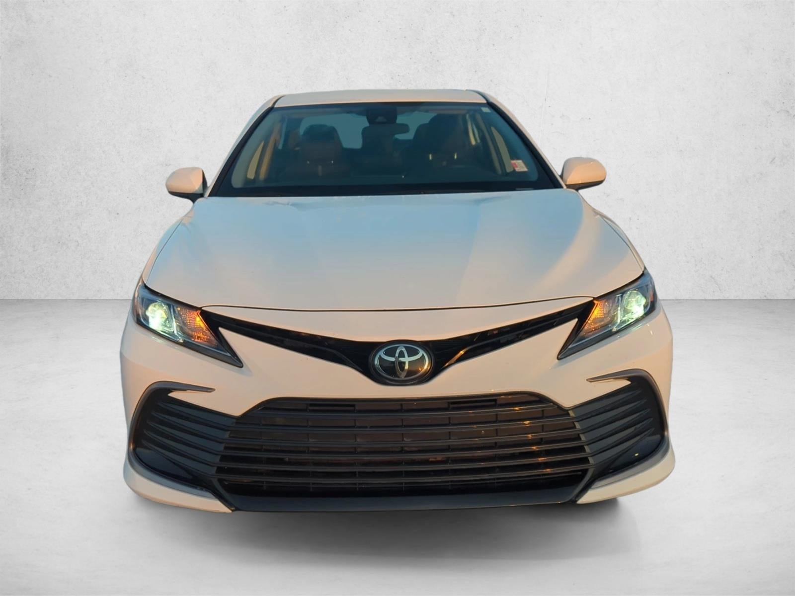 2024 Toyota Camry LE Auto (SE)