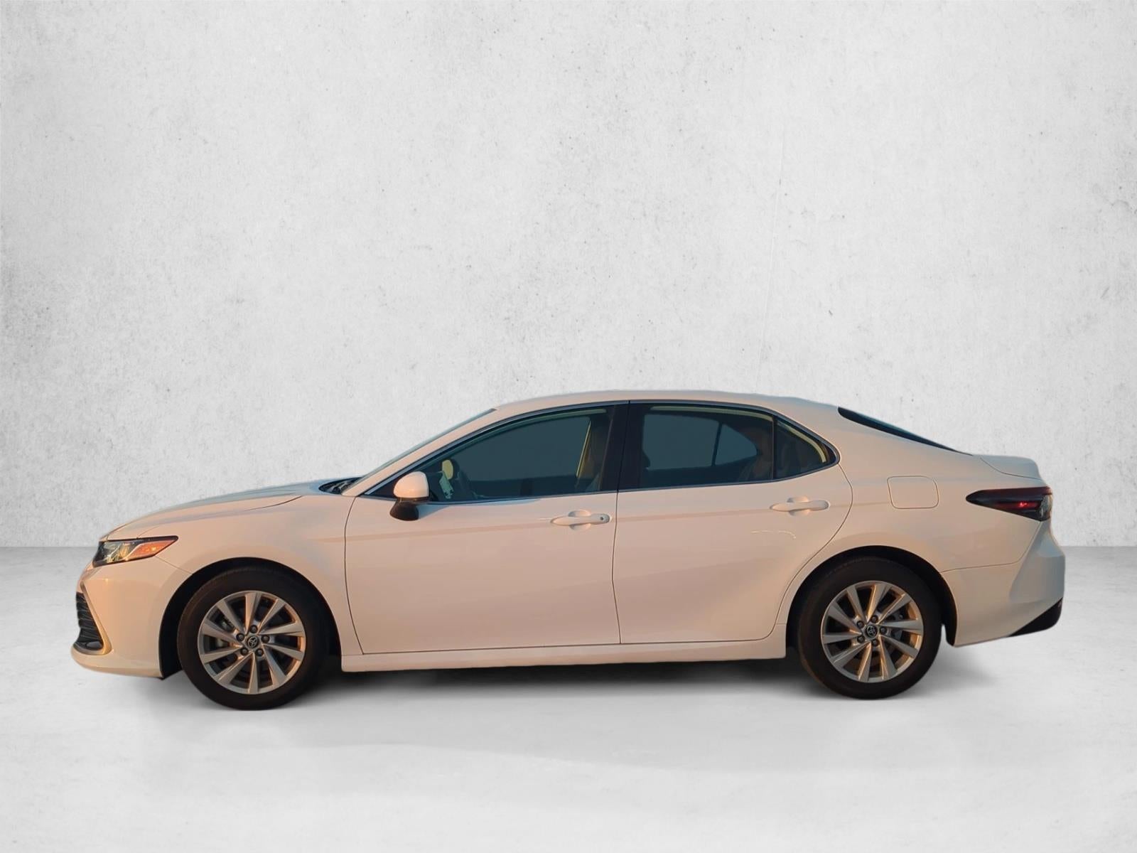 2024 Toyota Camry LE Auto (SE)