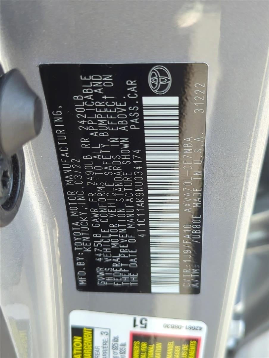 2022 Toyota Camry LE Auto (SE)