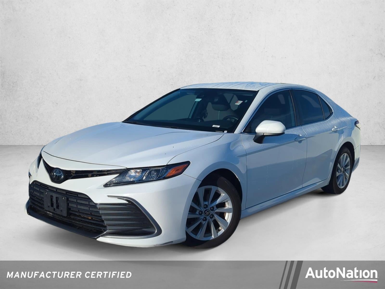 2022 Toyota Camry LE Auto (Natl)
