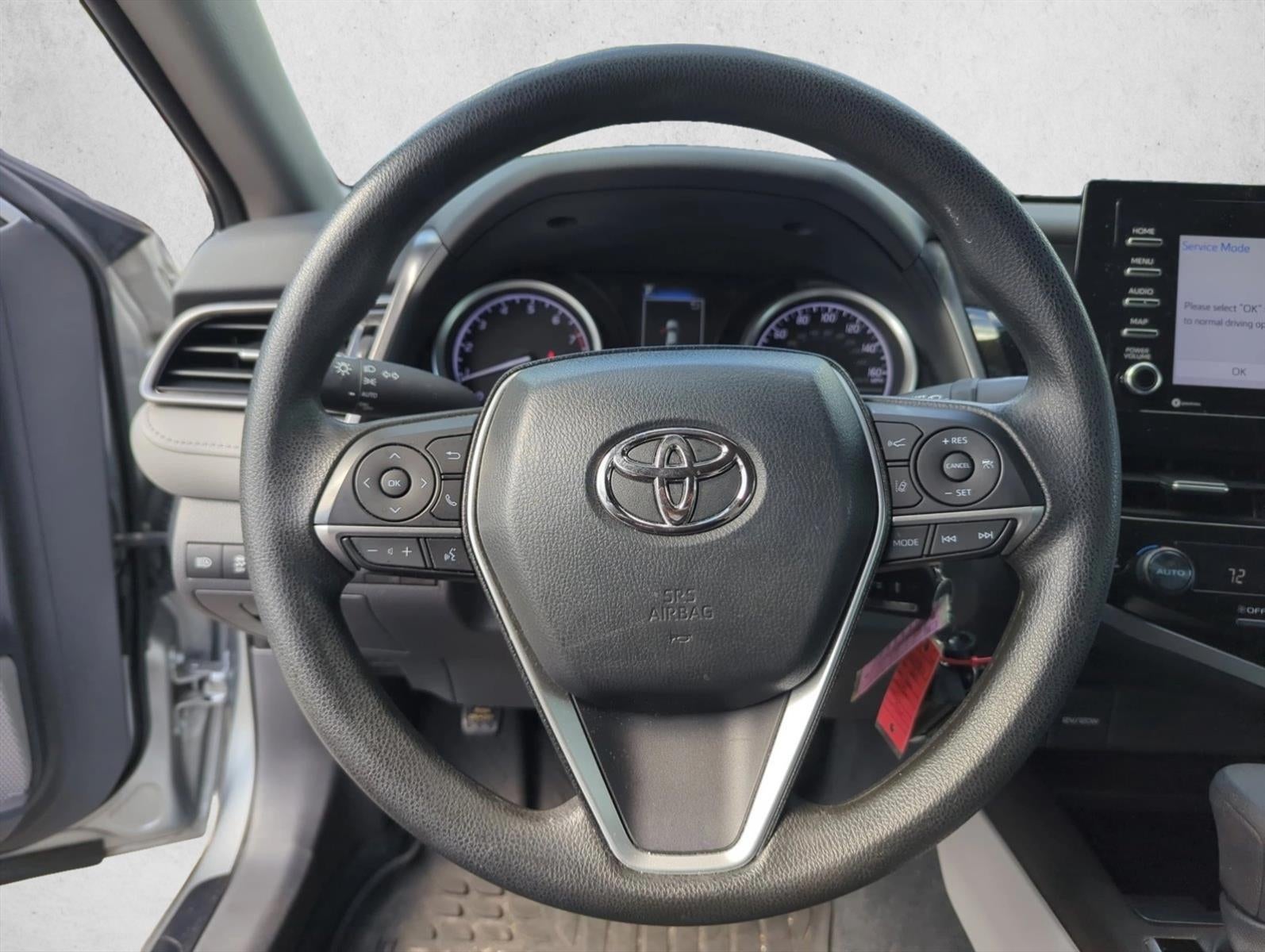 2023 Toyota Camry LE Auto (SE)