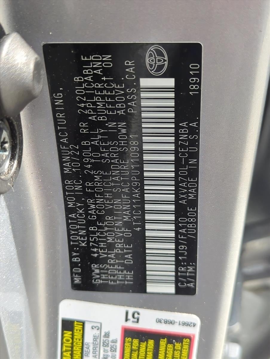 2023 Toyota Camry LE Auto (SE)