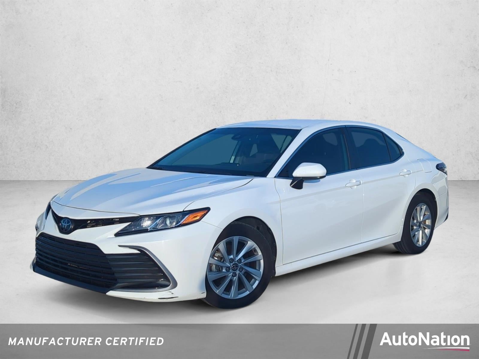 2024 Toyota Camry LE Auto (SE)