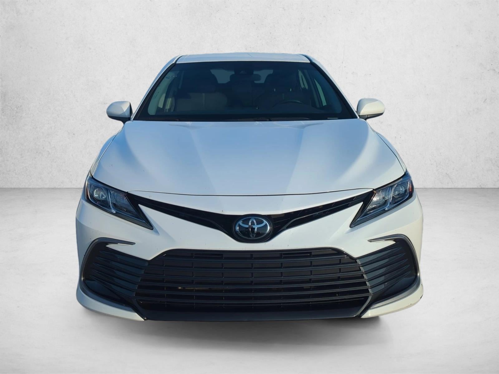 2024 Toyota Camry LE Auto (SE)