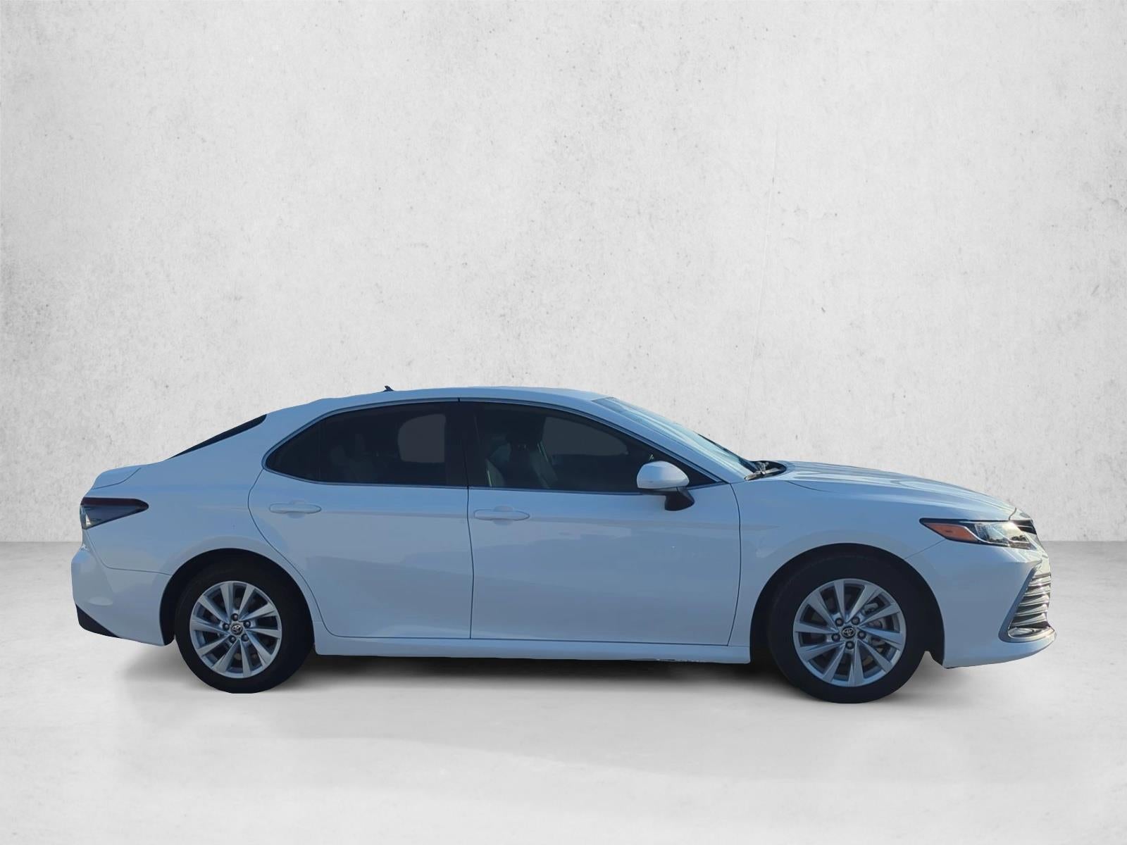 2024 Toyota Camry LE Auto (SE)