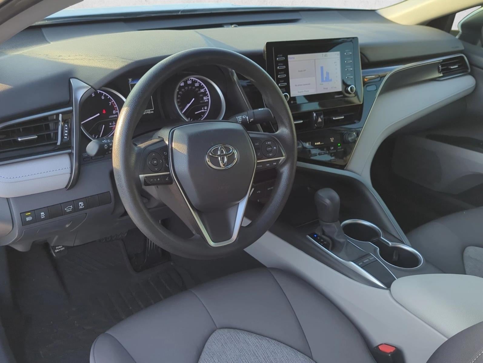 2024 Toyota Camry LE Auto (SE)