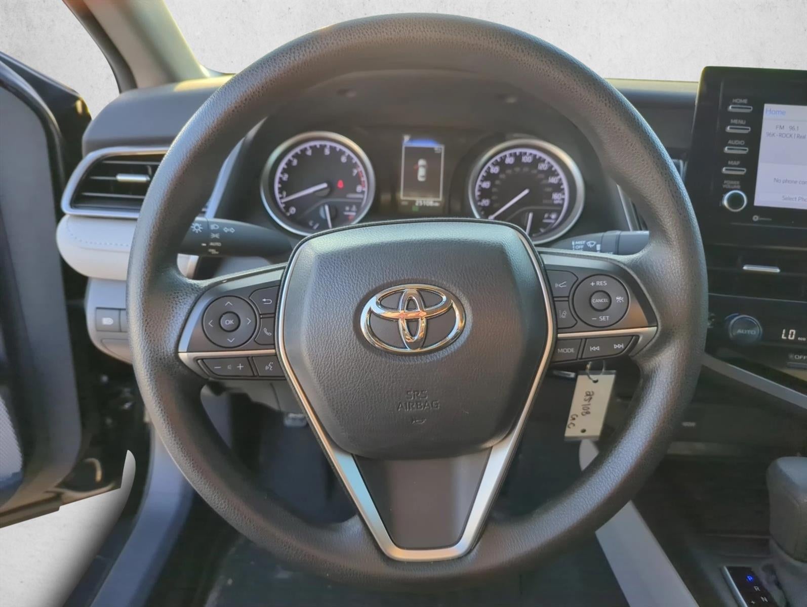 2024 Toyota Camry LE Auto (SE)