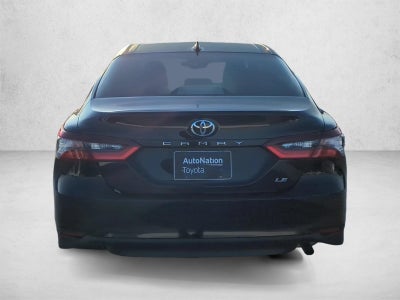 2024 Toyota Camry LE Auto (SE)