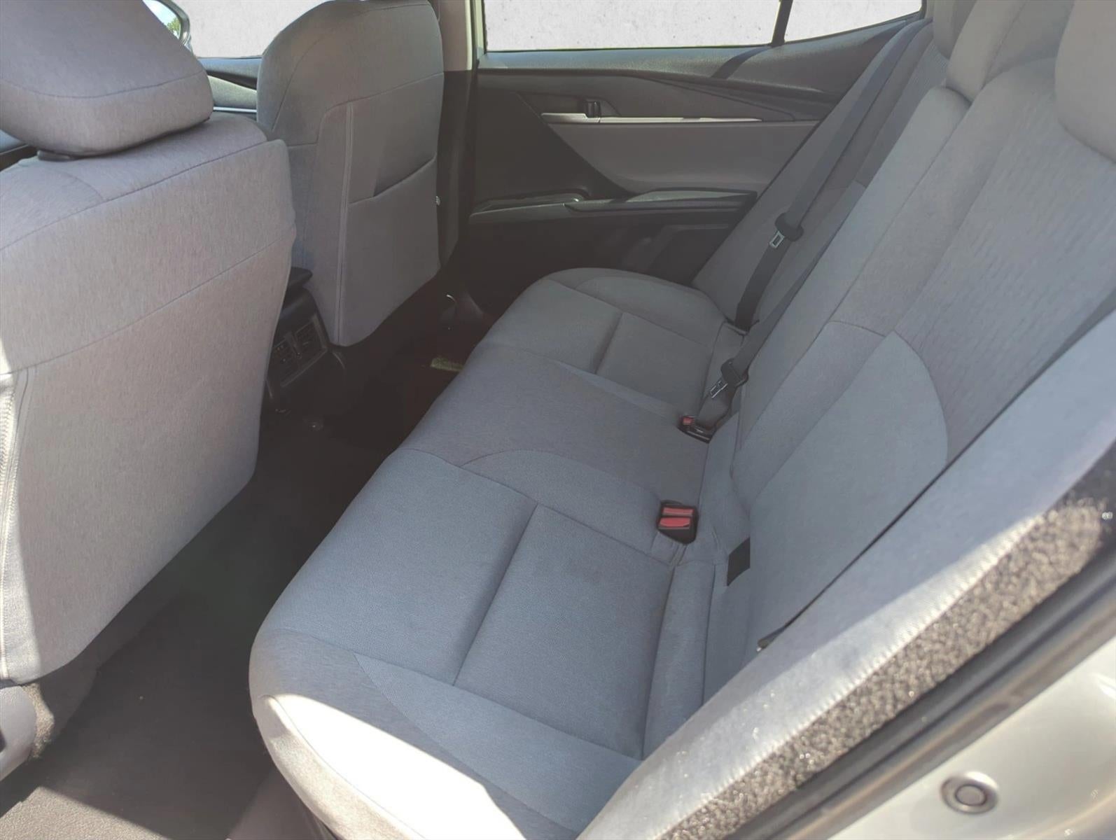 2025 Toyota Camry LE (Natl)