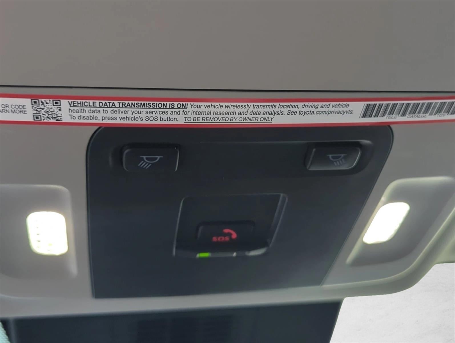 2025 Toyota Camry LE (SE)